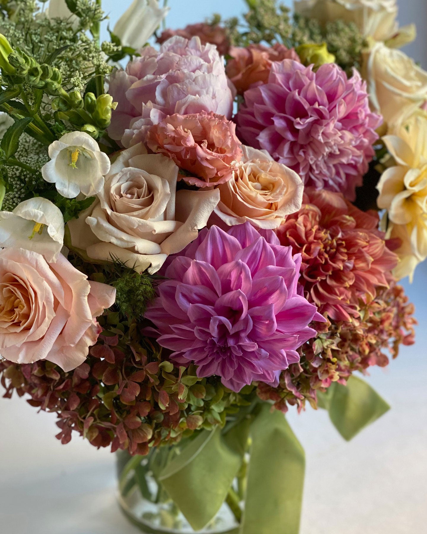 Bright Bouquet (Seasonal)