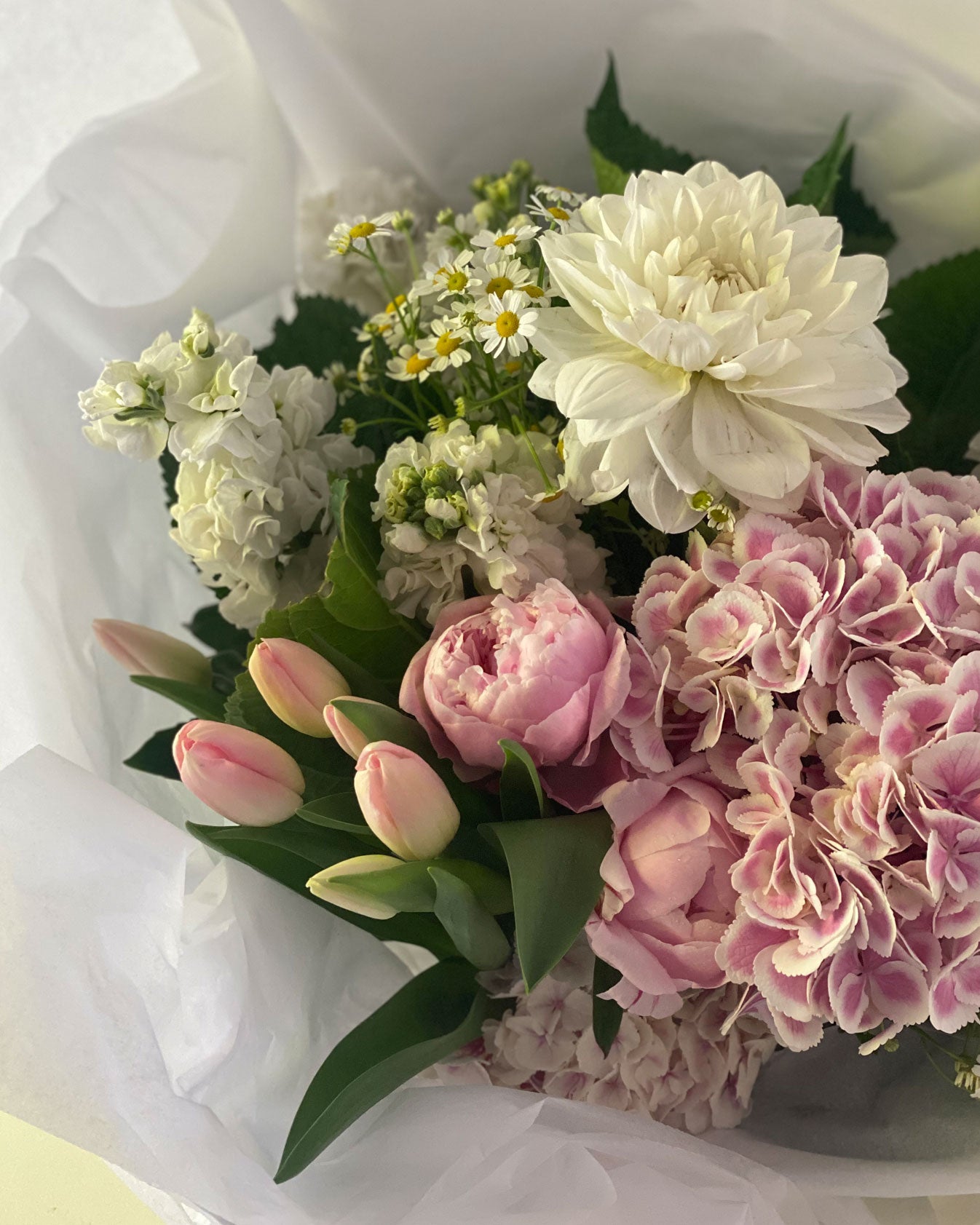 Soft Bouquet (Seasonal)
